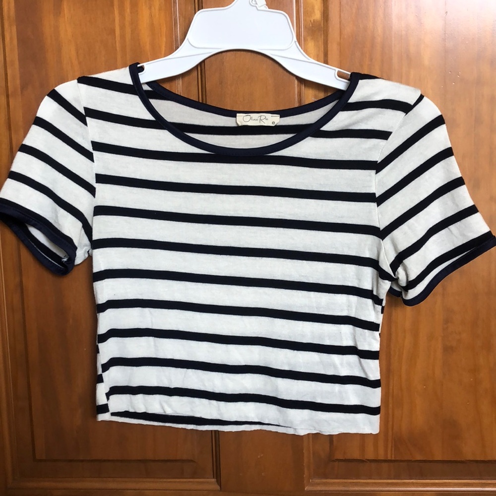 Cropped navy blue and white striped shirt
